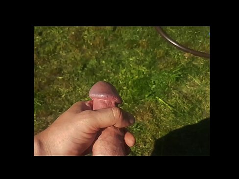 ❤️ Warm hottie laat haar pienk poesie naai en kom met 'n spuit in 'n somertuin Porno vk by porn af.tvmarket.top